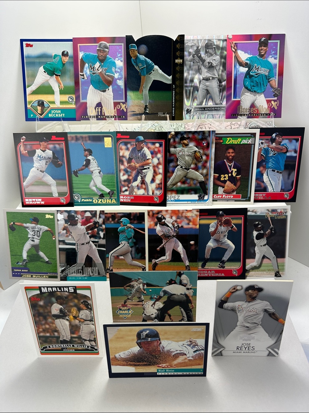 Florida/Miami Marlins lot of 21 Dontrelle Willis/Beckett/Reyes/Floyd/Brown/Nen